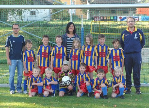 01_Mannschaftsfoto U9 Oktober 2011