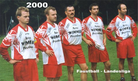 2000_ca._24 Faustballmannschaft Landesliga